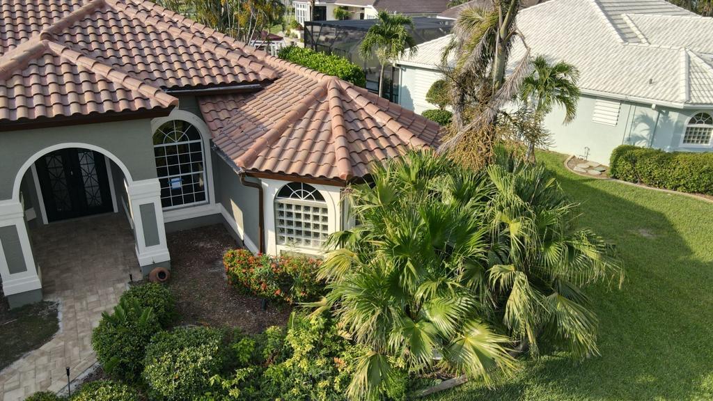 tile roof in florida